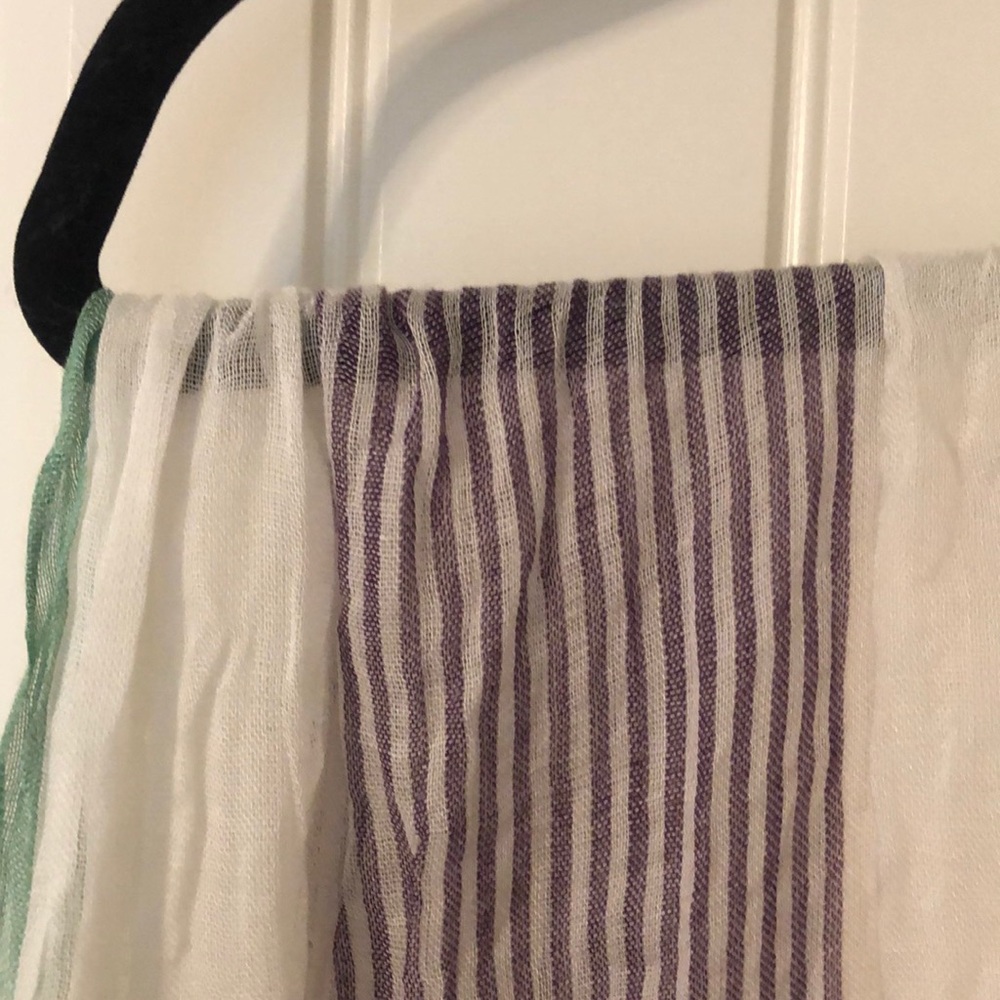 Scarf - Picture 2 of 5
